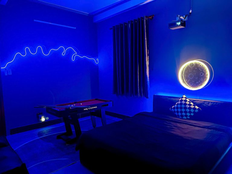 Mina house