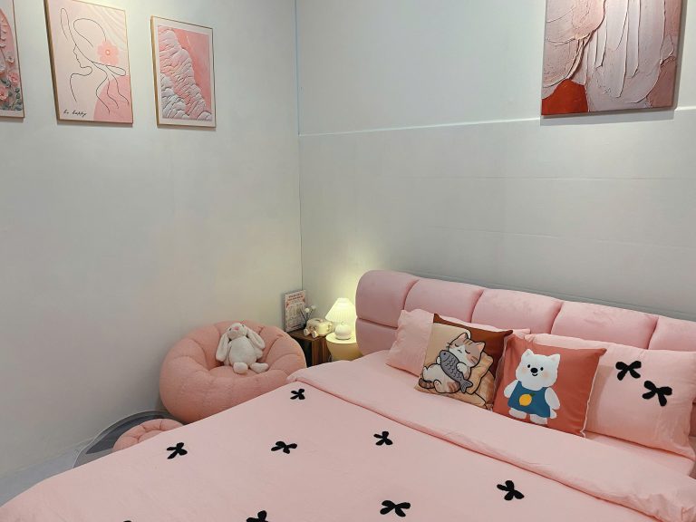 PINK WHISPER
